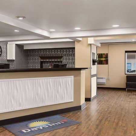 Days Inn & Suites By Wyndham Sault Ste. Marie On Extérieur photo
