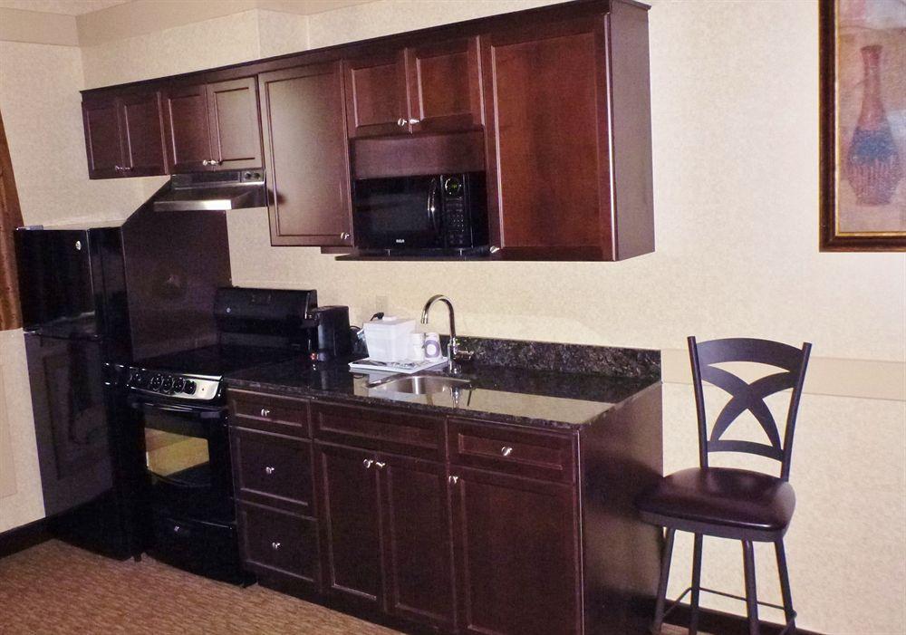 Days Inn & Suites By Wyndham Sault Ste. Marie On Chambre photo