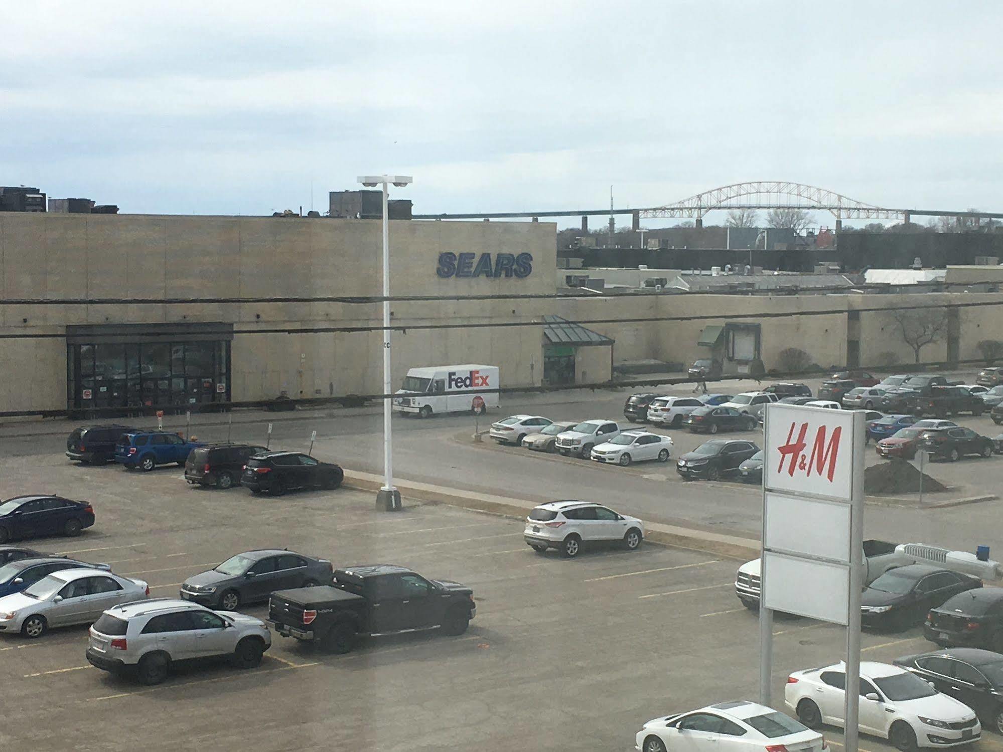 Days Inn & Suites By Wyndham Sault Ste. Marie On Extérieur photo